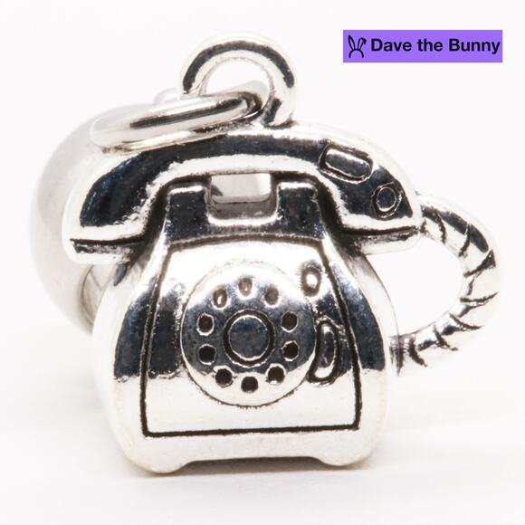 Vintage Rotary Phone Telephone Charm - Retro Phone Accessory for Collectors - Picture 5 of 5